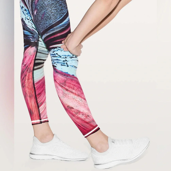 Lululemon Speed Wunder Tight Nulux
Electrobeam Speed Tight Multi SZ 8 - Picture 3 of 9